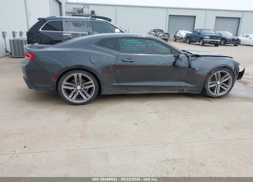 2018 CHEVROLET CAMARO 1LT VIN: 1G1FB1RSXJ0137732