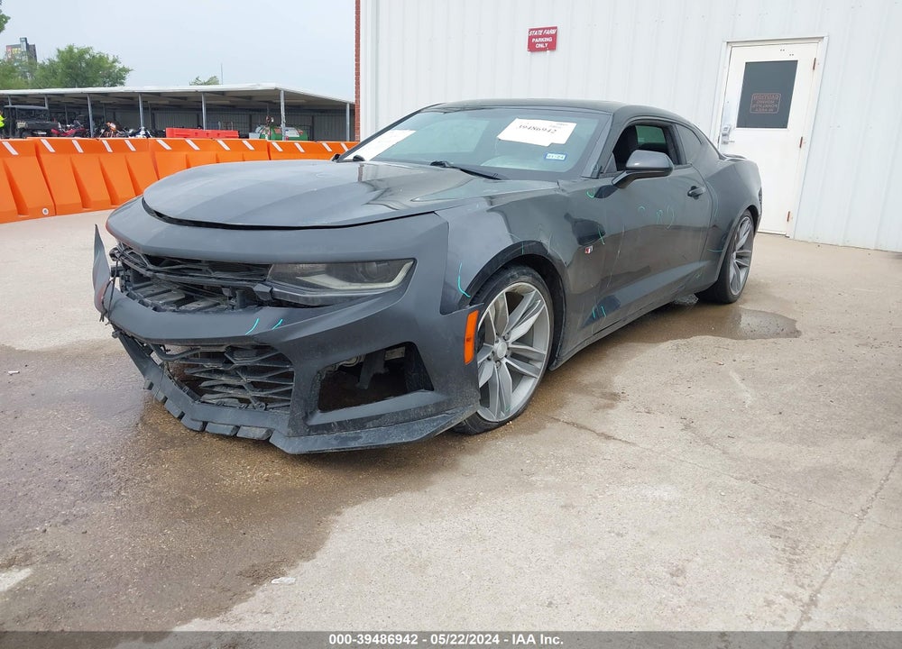 2018 CHEVROLET CAMARO 1LT VIN: 1G1FB1RSXJ0137732