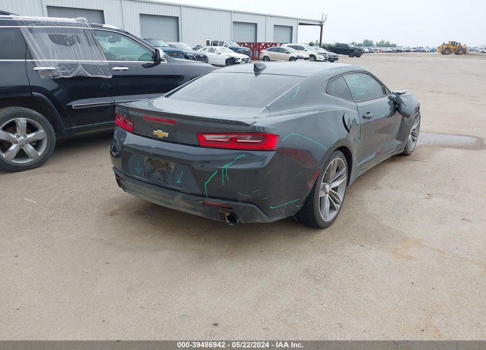 2018 CHEVROLET CAMARO 1LT VIN: 1G1FB1RSXJ0137732