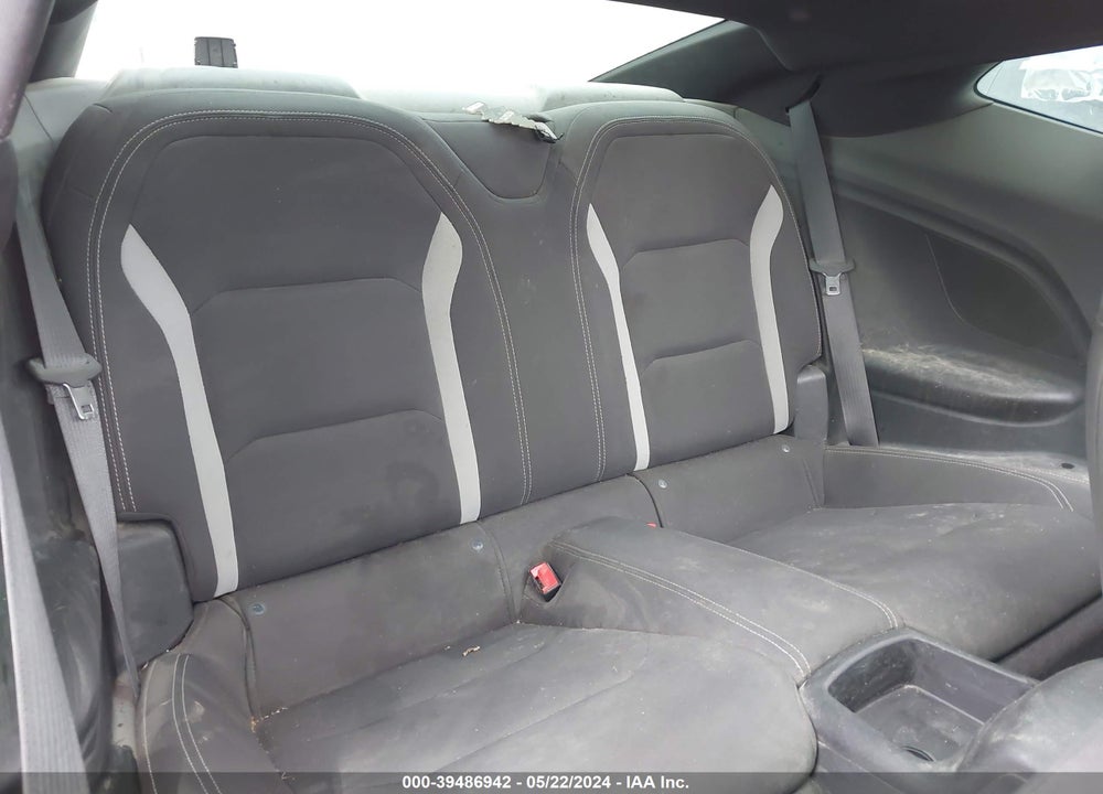 2018 CHEVROLET CAMARO 1LT VIN: 1G1FB1RSXJ0137732