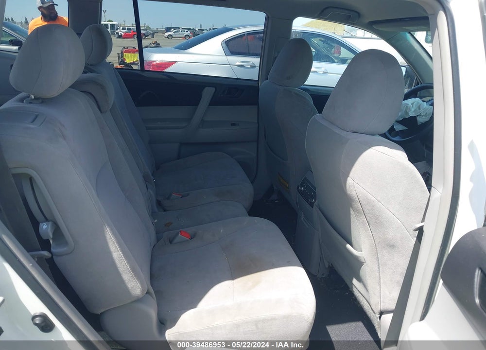 2011 TOYOTA HIGHLANDER VIN: 5TDZA3EH6BS013243