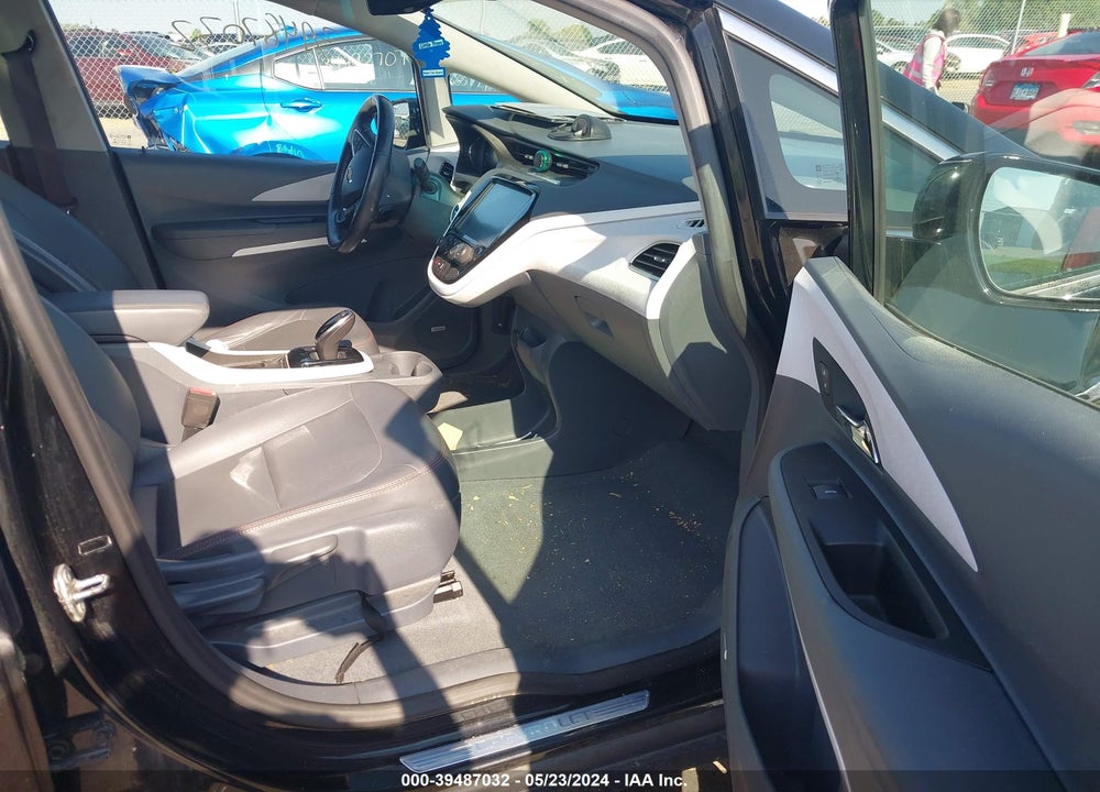 2017 CHEVROLET BOLT EV PREMIER VIN: 1G1FX6S05H4151631