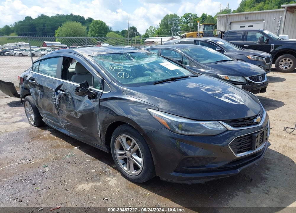2018 CHEVROLET CRUZE LT AUTO VIN: 1G1BE5SM8J7183642