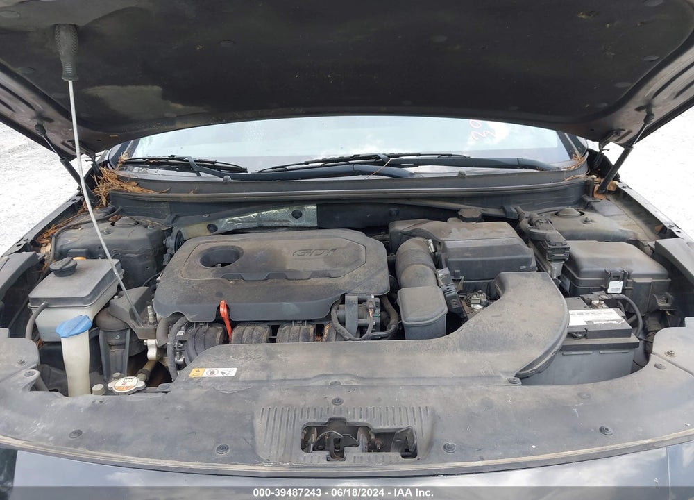 2015 HYUNDAI SONATA SE VIN: 5NPE24AF7FH002382
