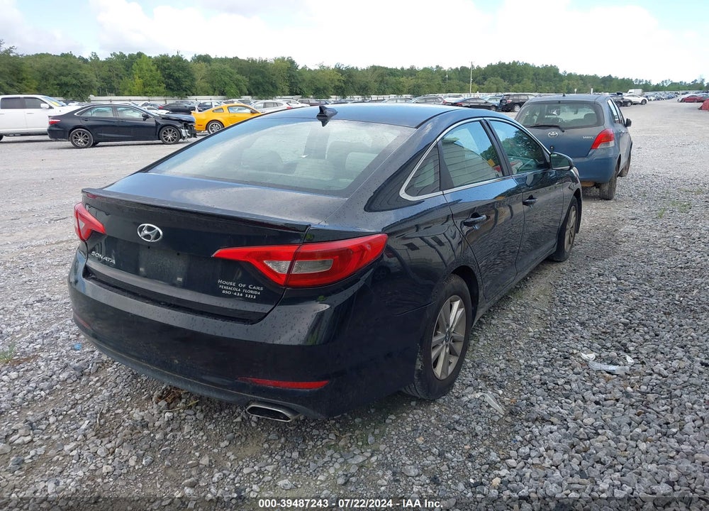 2015 HYUNDAI SONATA SE VIN: 5NPE24AF7FH002382