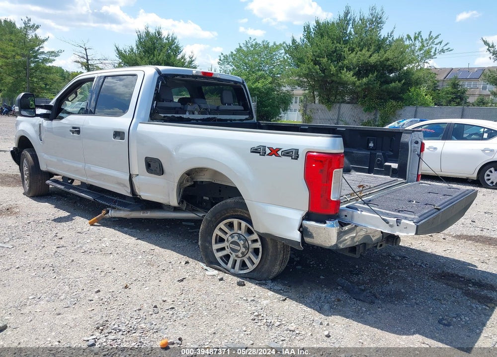 2019 FORD F-250 XLT VIN: 1FT7W2B62KED38516