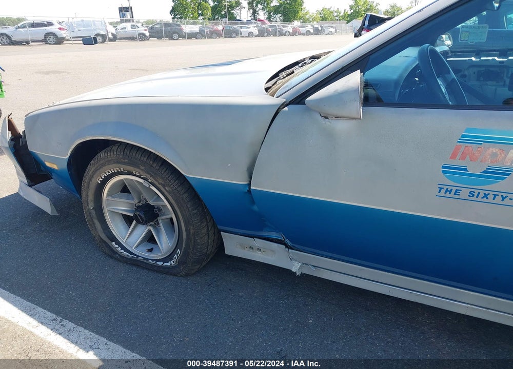 1982 CHEVROLET CAMARO VIN: 1G1AP87H9CL132793