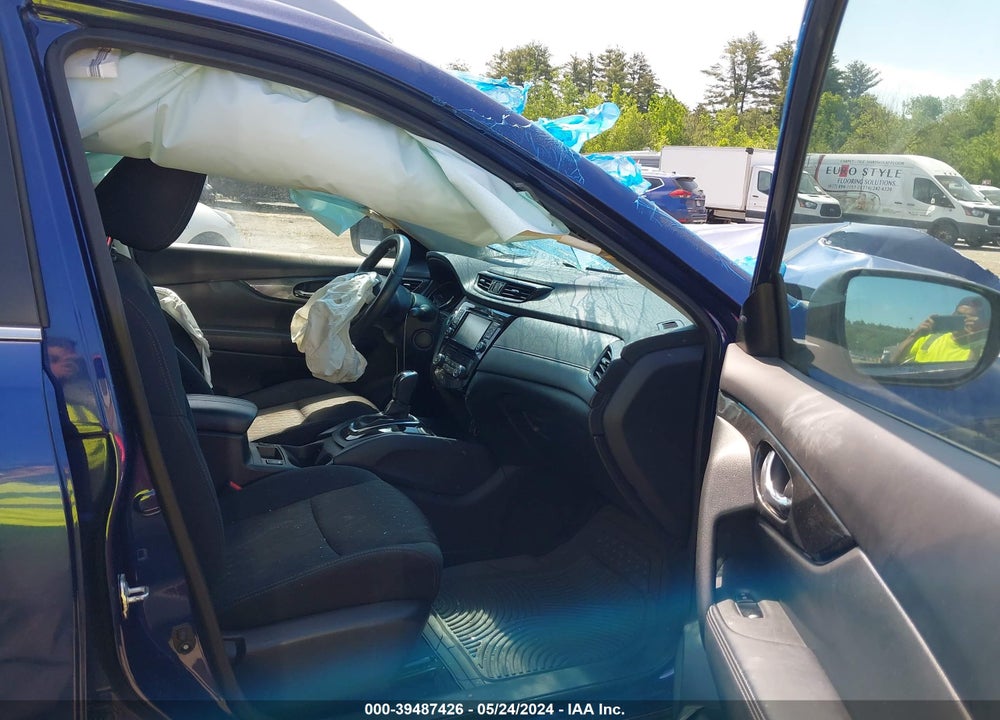 2017 NISSAN ROGUE SV VIN: 5N1AT2MV3HC894109