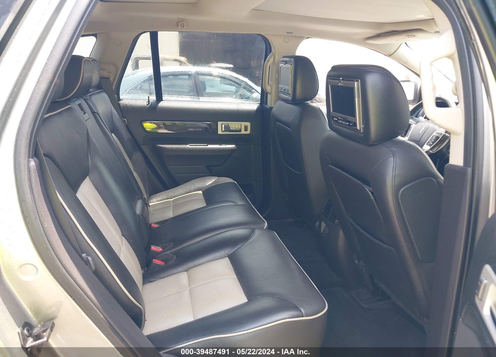 2008 LINCOLN MKX VIN: 2LMDU88C18BJ30740