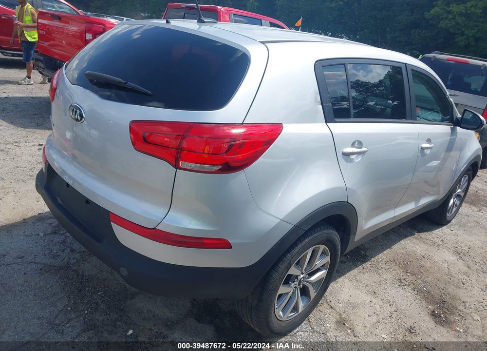 2016 KIA SPORTAGE LX VIN: KNDPB3AC0G7872439