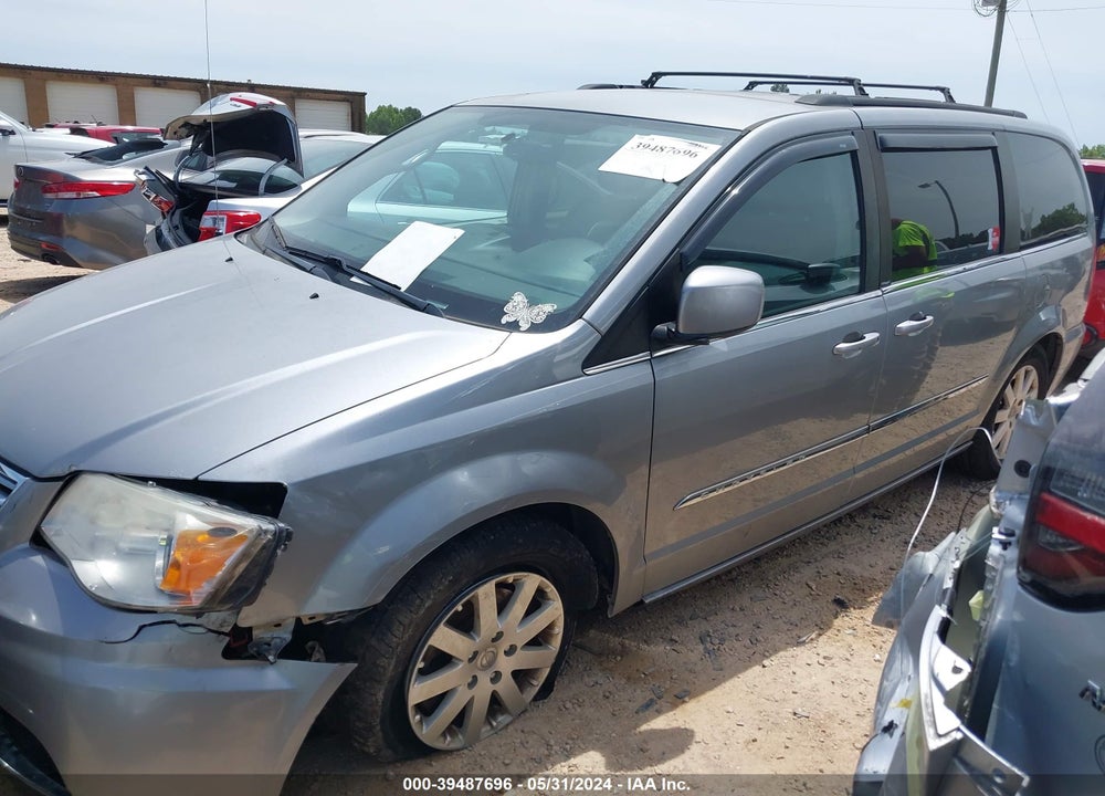 2013 CHRYSLER TOWN & COUNTRY VIN: 2C4RC1BG5DR682822
