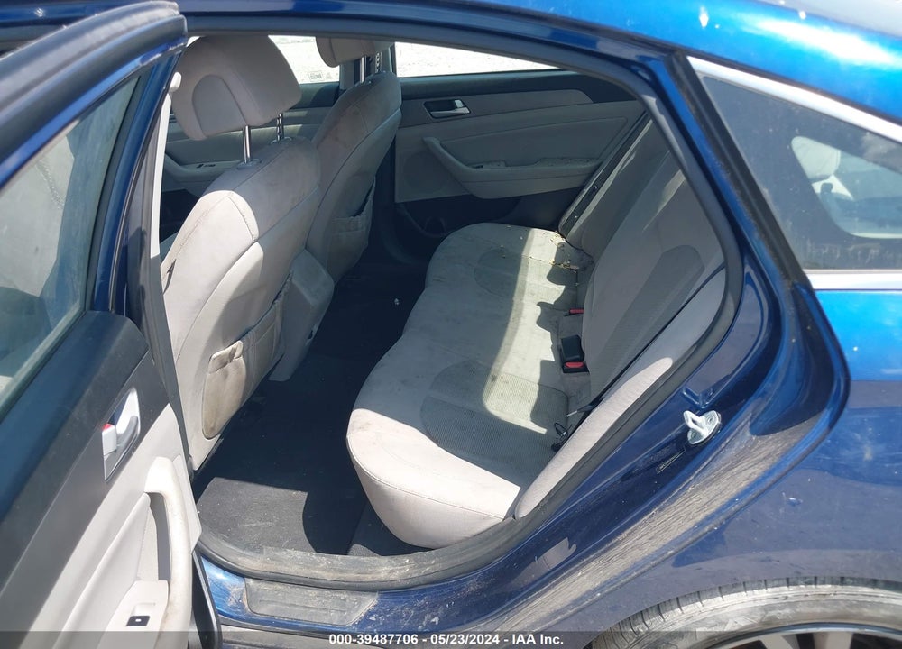 2015 HYUNDAI SONATA SE VIN: 5NPE24AF1FH203324