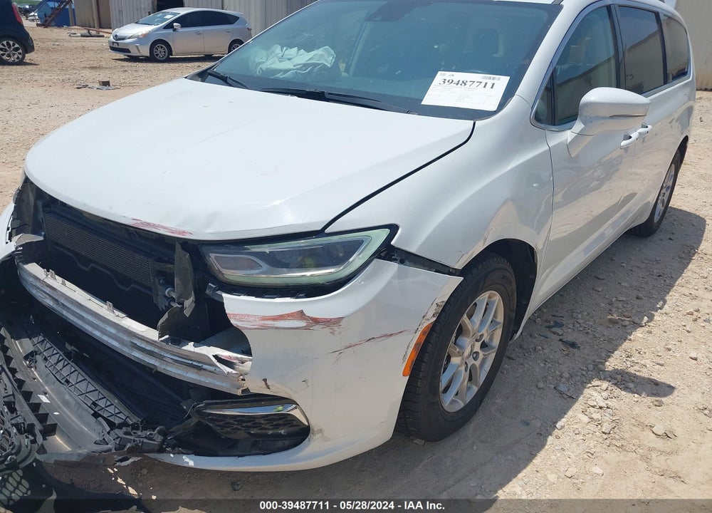 2022 CHRYSLER PACIFICA TOURING L VIN: 2C4RC1BGXNR170653