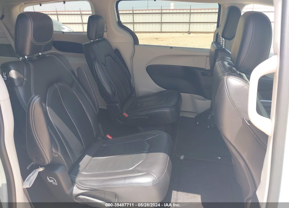 2022 CHRYSLER PACIFICA TOURING L VIN: 2C4RC1BGXNR170653