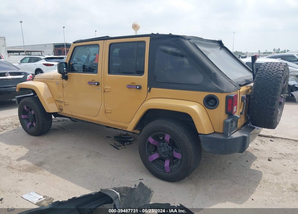 2014 JEEP WRANGLER UNLIMITED SAHARA VIN: 1C4BJWEG0EL122183