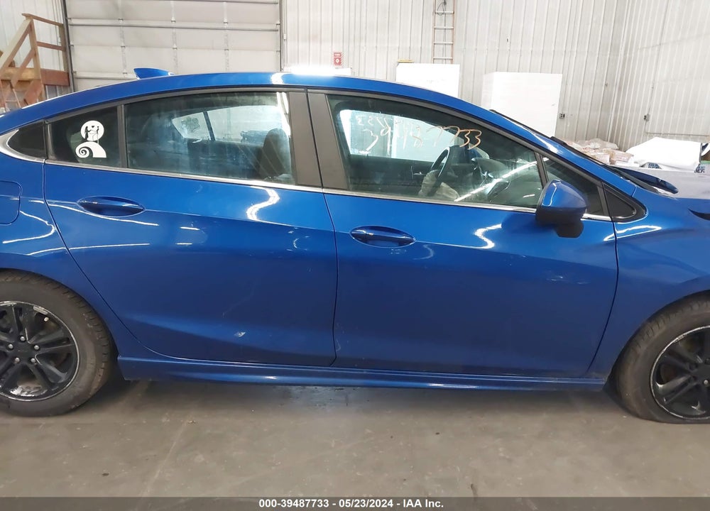 2018 CHEVROLET CRUZE LT AUTO VIN: 1G1BE5SMXJ7143434