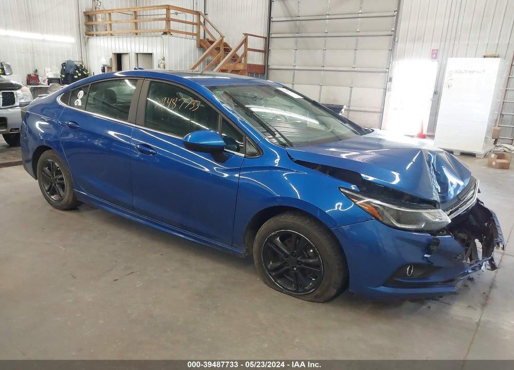 2018 CHEVROLET CRUZE LT AUTO VIN: 1G1BE5SMXJ7143434