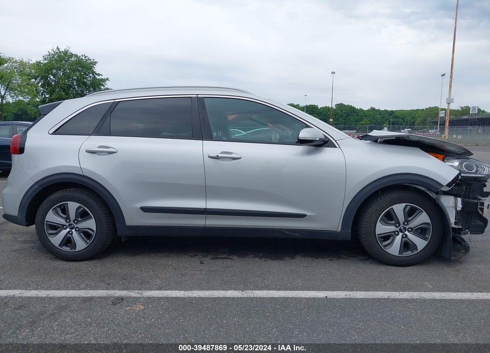 2018 KIA NIRO EX VIN: KNDCC3LC4J5111294