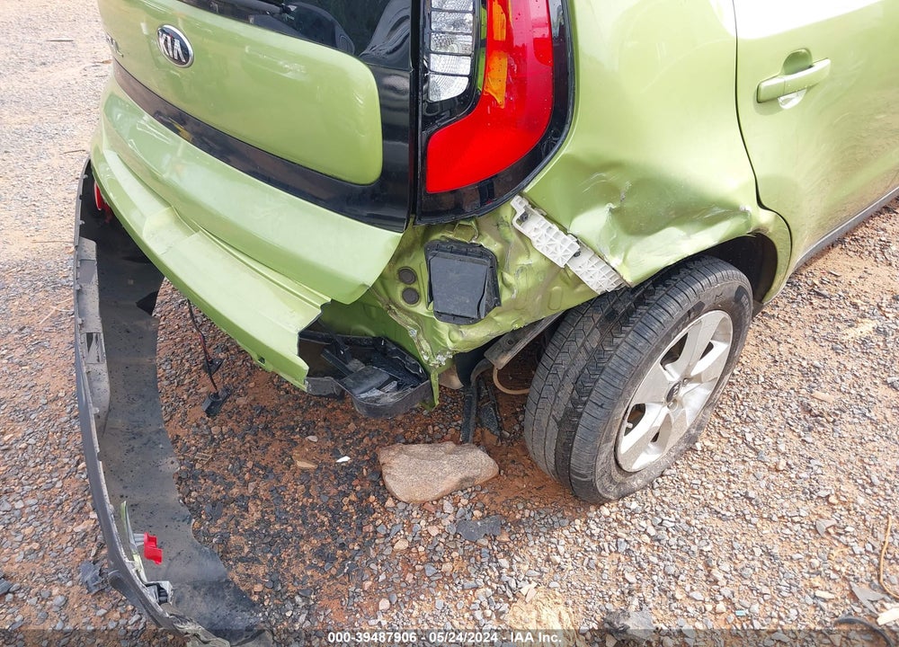 2018 KIA SOUL VIN: KNDJN2A29J7900437