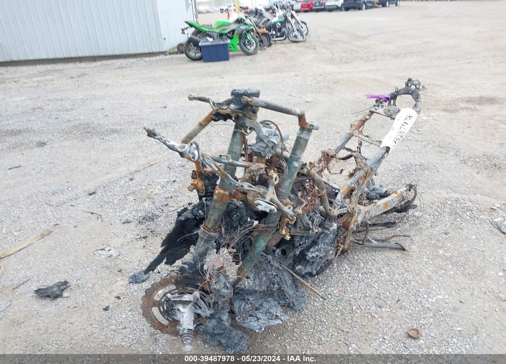 2022 KAWASAKI EX400 VIN: JKAEXKG1XNDAE4558