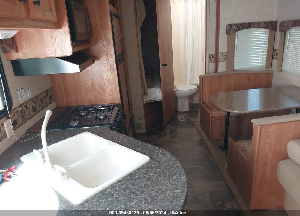 2012 HEARTLAND RVS TRAIL RUNNER SERIES VIN: 5SFEB3027CE237852