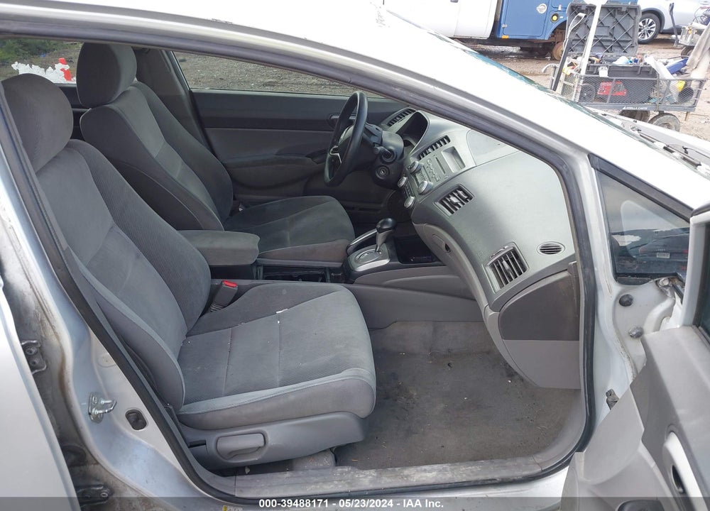 2009 HONDA CIVIC LX VIN: 2HGFA165X9H320811