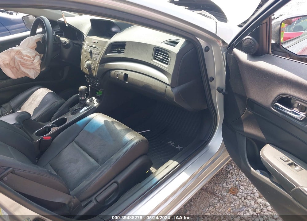 2014 ACURA ILX 2.0L VIN: 19VDE1F56EE014911