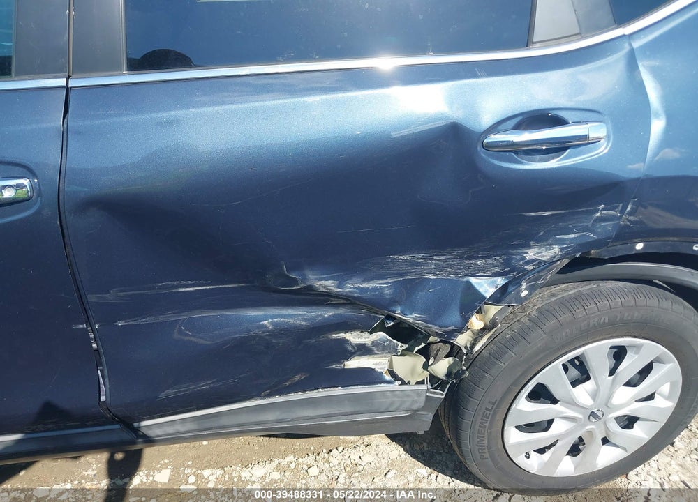 2015 NISSAN ROGUE S VIN: 5N1AT2MK9FC849663