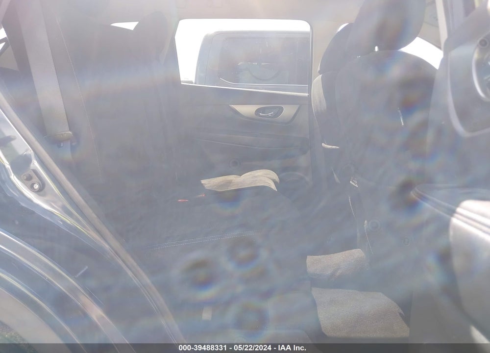 2015 NISSAN ROGUE S VIN: 5N1AT2MK9FC849663