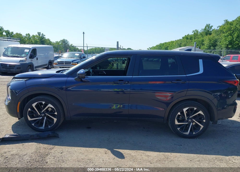 2022 MITSUBISHI OUTLANDER BLACK EDITION S-AWC/SE 2.5 S-AWC/SE LAUNCH EDITION S-AWC VIN: JA4J4UA87NZ005164