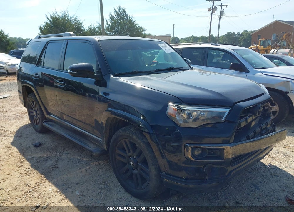 2020 TOYOTA 4RUNNER NIGHTSHADE SPECIAL EDITION VIN: JTEBU5JR6L5754952