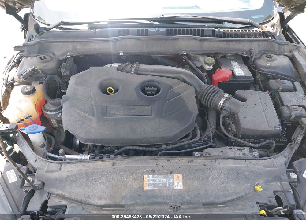 2015 FORD FUSION SE VIN: 3FA6P0H94FR112677
