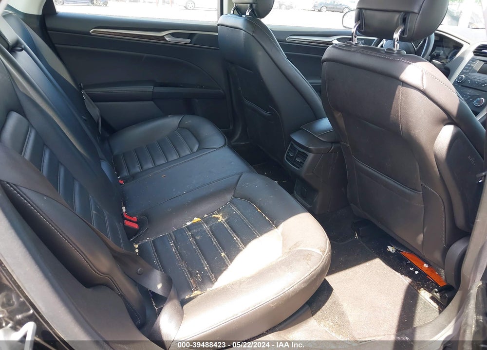 2015 FORD FUSION SE VIN: 3FA6P0H94FR112677