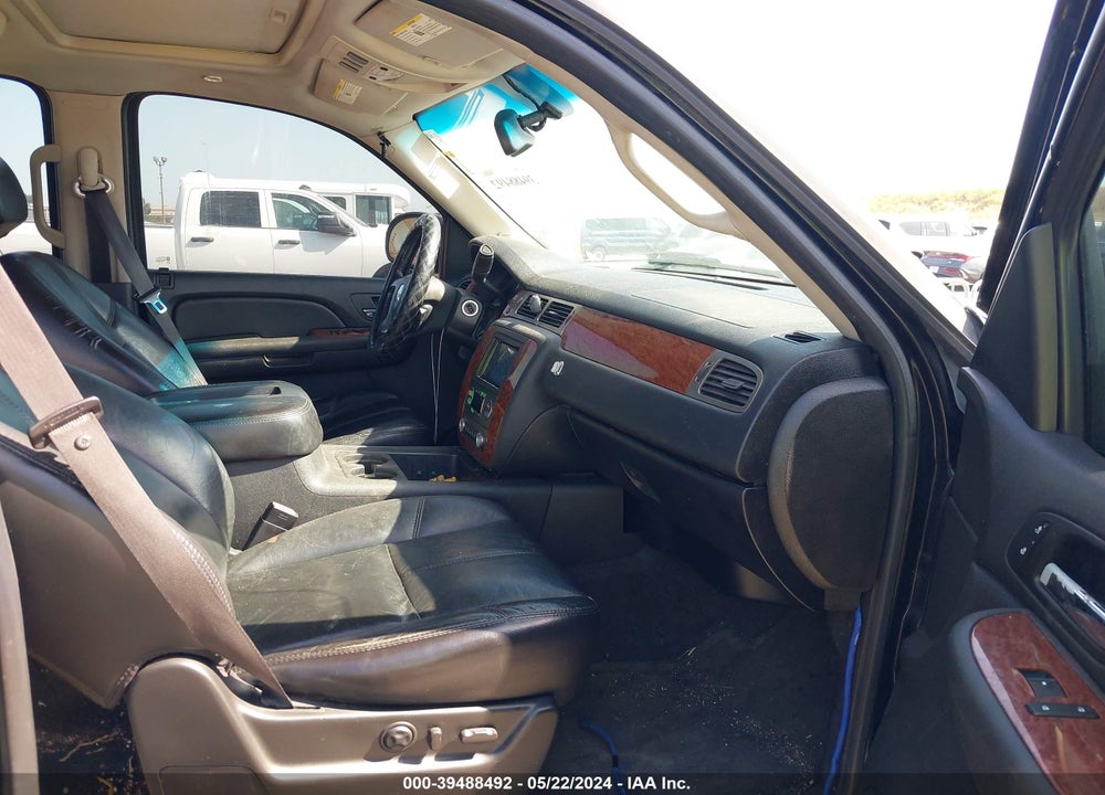 2007 GMC YUKON XL 1500 SLT VIN: 1GKFC160X7R342127