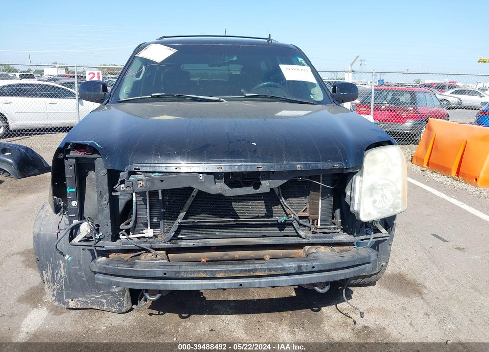 2007 GMC YUKON XL 1500 SLT VIN: 1GKFC160X7R342127