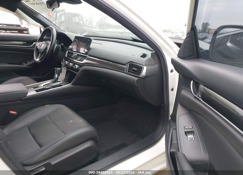 2019 HONDA ACCORD VIN: 1HGCV1F33KA147319