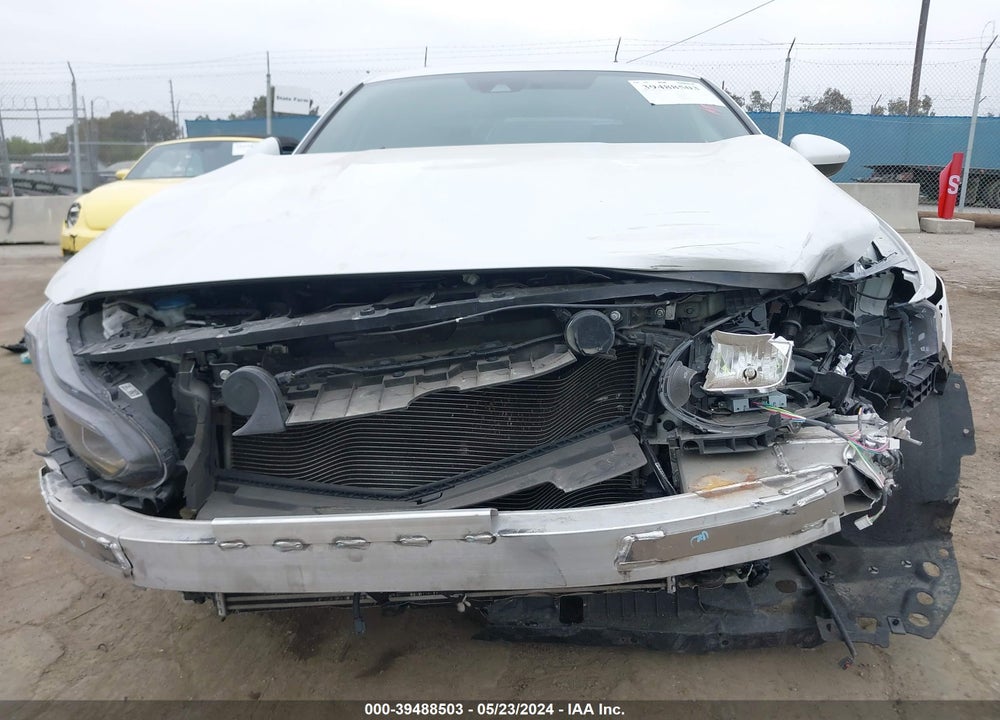 2019 HONDA ACCORD VIN: 1HGCV1F33KA147319