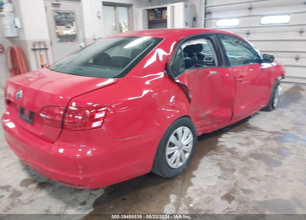 2014 VOLKSWAGEN JETTA 2.0L S VIN: 3VW2K7AJ0EM427912