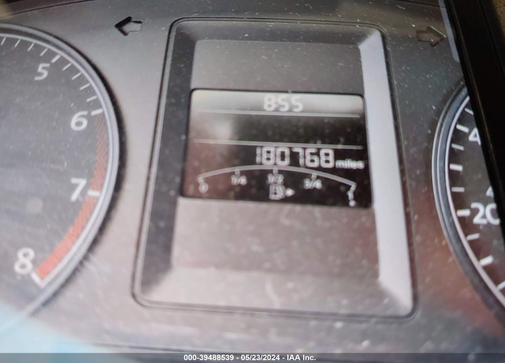 2014 VOLKSWAGEN JETTA 2.0L S VIN: 3VW2K7AJ0EM427912