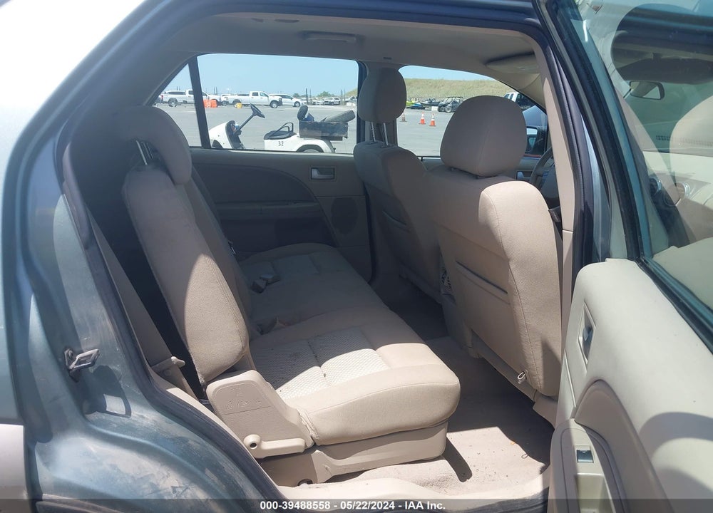 2005 FORD FREESTYLE SE VIN: 1FMDK04135GA19912