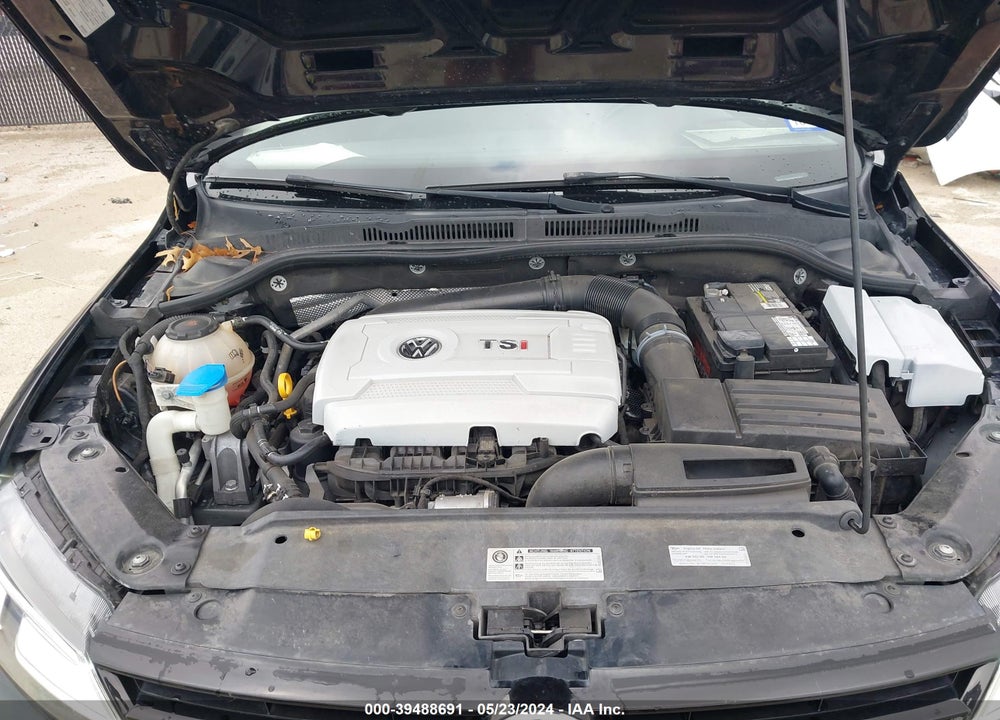 2018 VOLKSWAGEN JETTA 1.8T SE SPORT VIN: 3VWD17AJ0JM241521