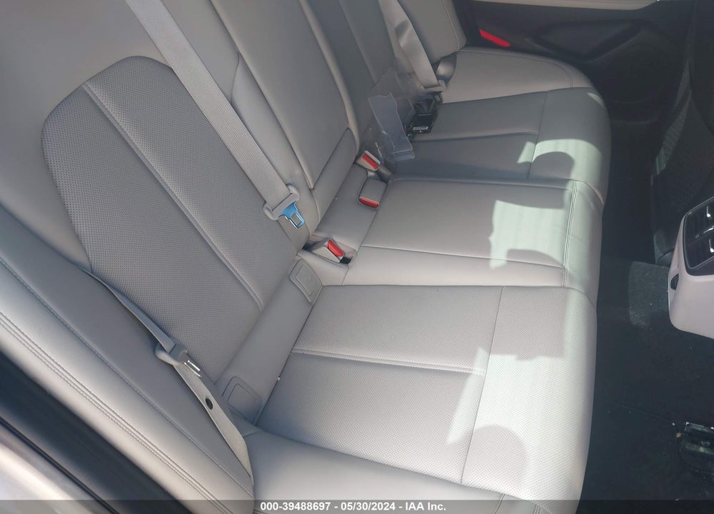 2023 GENESIS G70 2.0T AWD VIN: KMTG34TA0PU135310