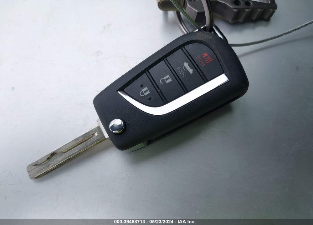 2021 TOYOTA COROLLA LE VIN: 5YFEPMAE5MP262837