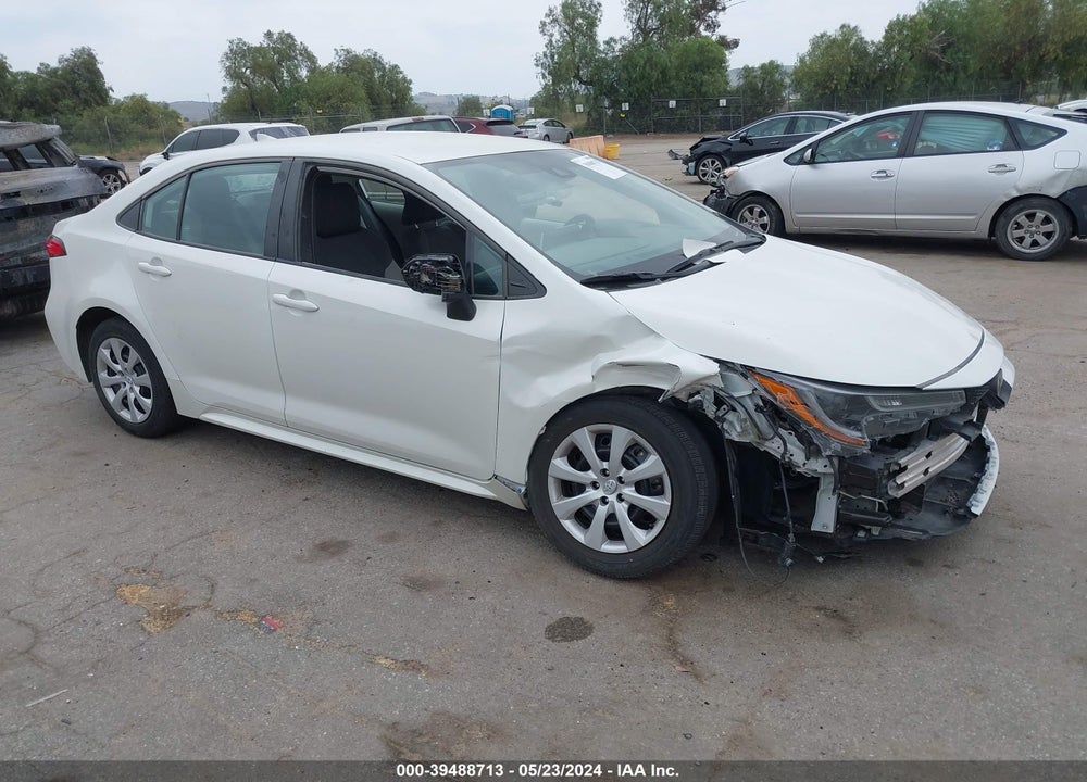 2021 TOYOTA COROLLA LE VIN: 5YFEPMAE5MP262837