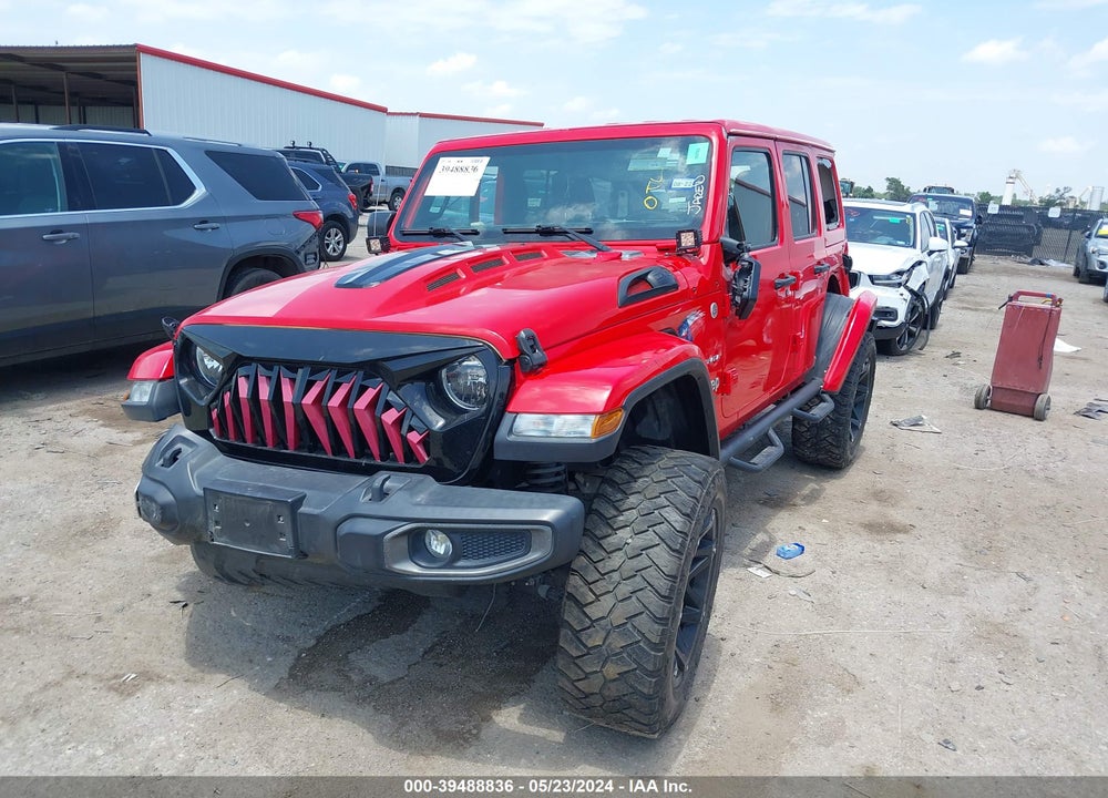 2018 JEEP WRANGLER UNLIMITED SAHARA 4X4 VIN: 1C4HJXEG5JW260360