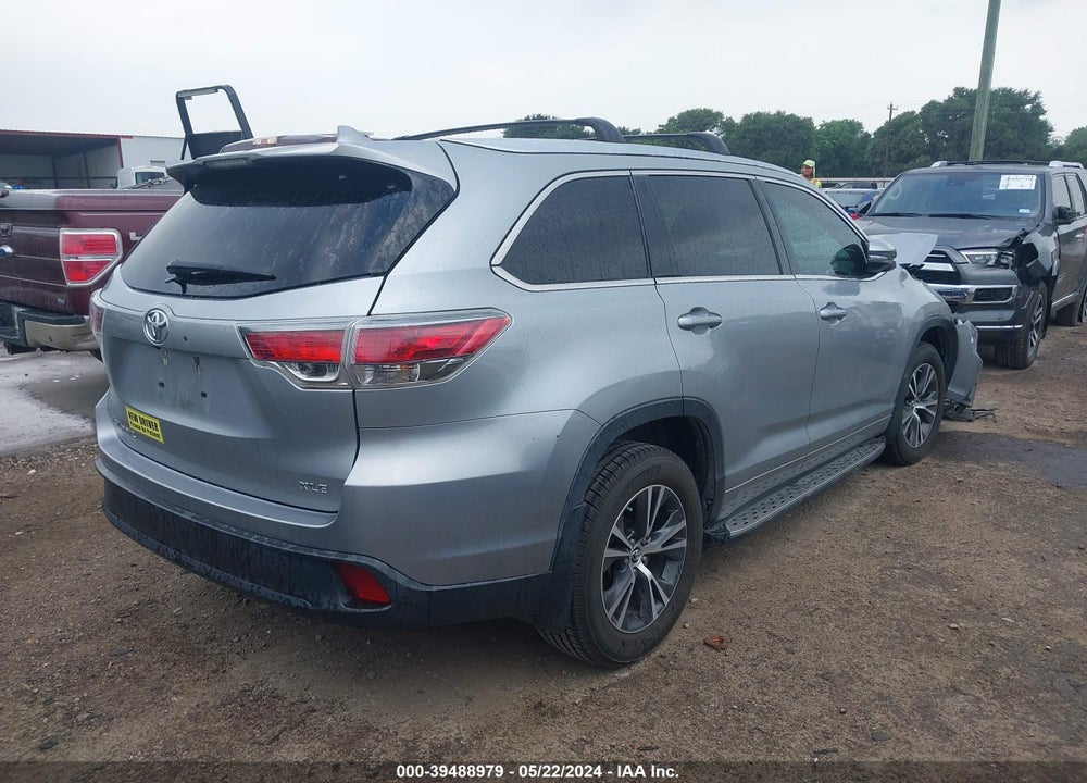 2016 TOYOTA HIGHLANDER XLE V6 VIN: 5TDKKRFH1GS135581