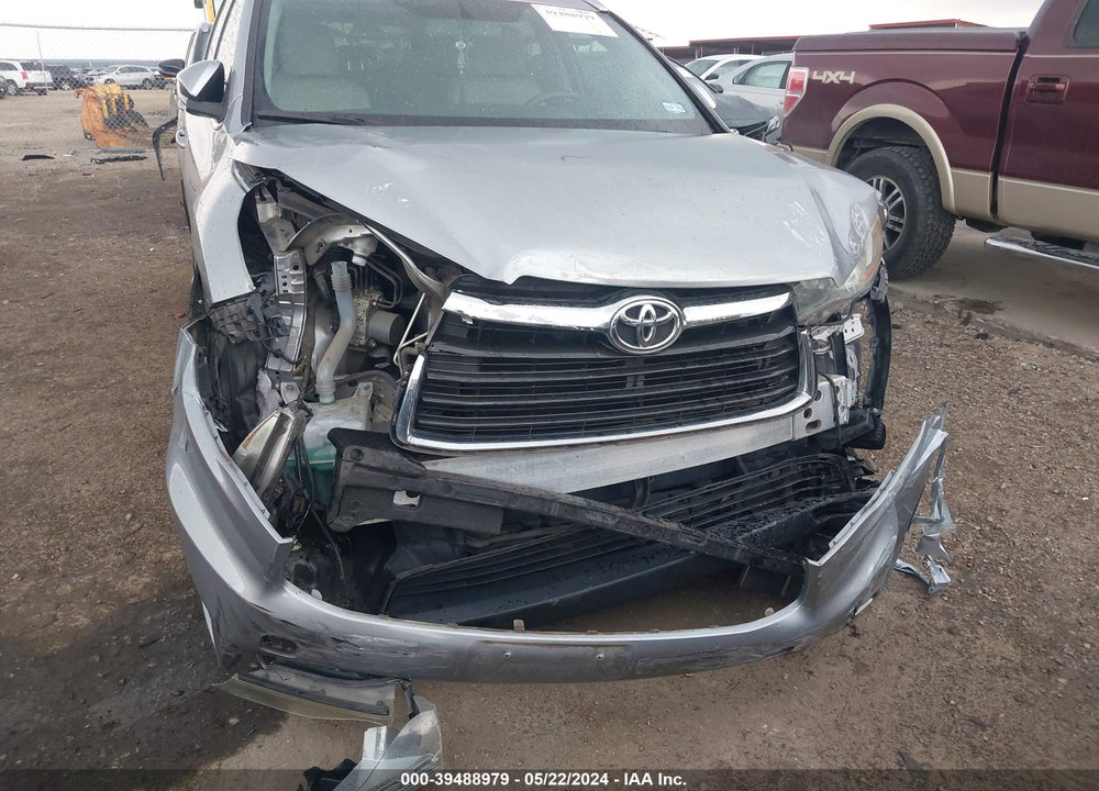 2016 TOYOTA HIGHLANDER XLE V6 VIN: 5TDKKRFH1GS135581