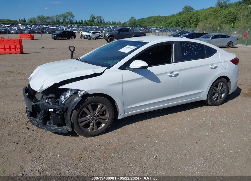 2018 HYUNDAI ELANTRA SEL VIN: 5NPD84LF1JH368001