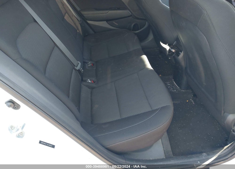 2018 HYUNDAI ELANTRA SEL VIN: 5NPD84LF1JH368001