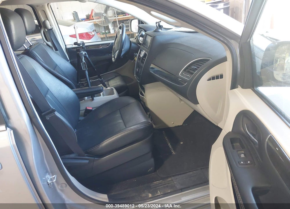 2016 CHRYSLER TOWN & COUNTRY TOURING VIN: 2C4RC1BG0GR185715